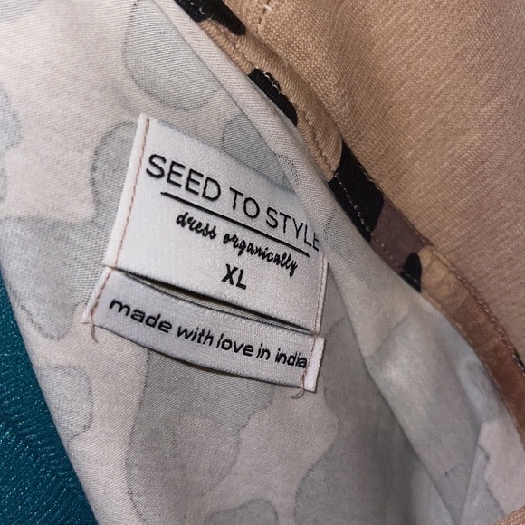 Top - Picture 4 of 4